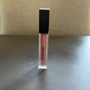 Burberry Liquid Lip Velvet